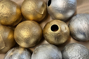 Bulk 24-pack Golden or Silver Coconuts